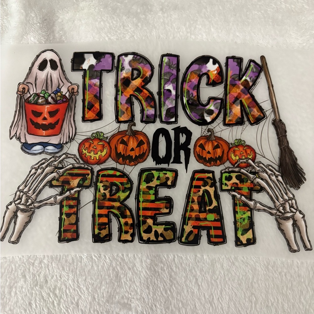Halloween Graphic Tee - Multicolor